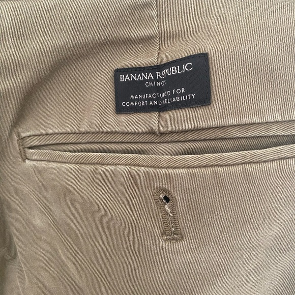 Banana Republic Olive Chinos - Picture 3 of 5